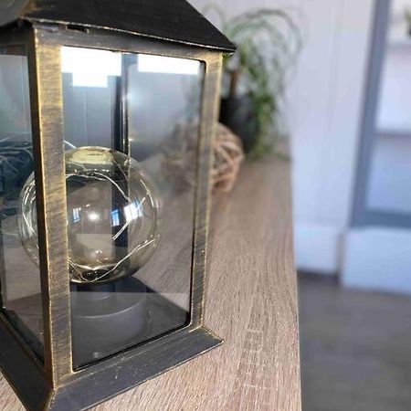 Studio Spacieux Proche Du Centre Ville Montceau-les-Mines Exteriör bild